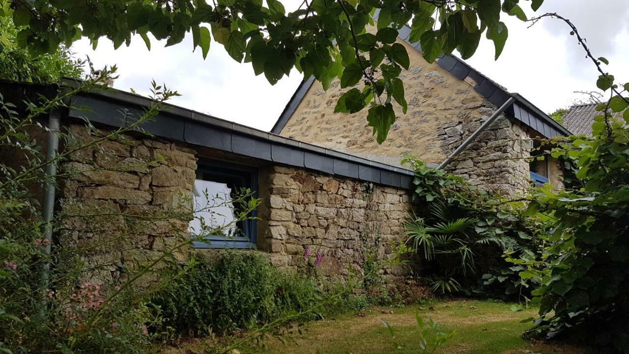 Hotel La Ferme De Kerhors Tréméoc Exterior foto