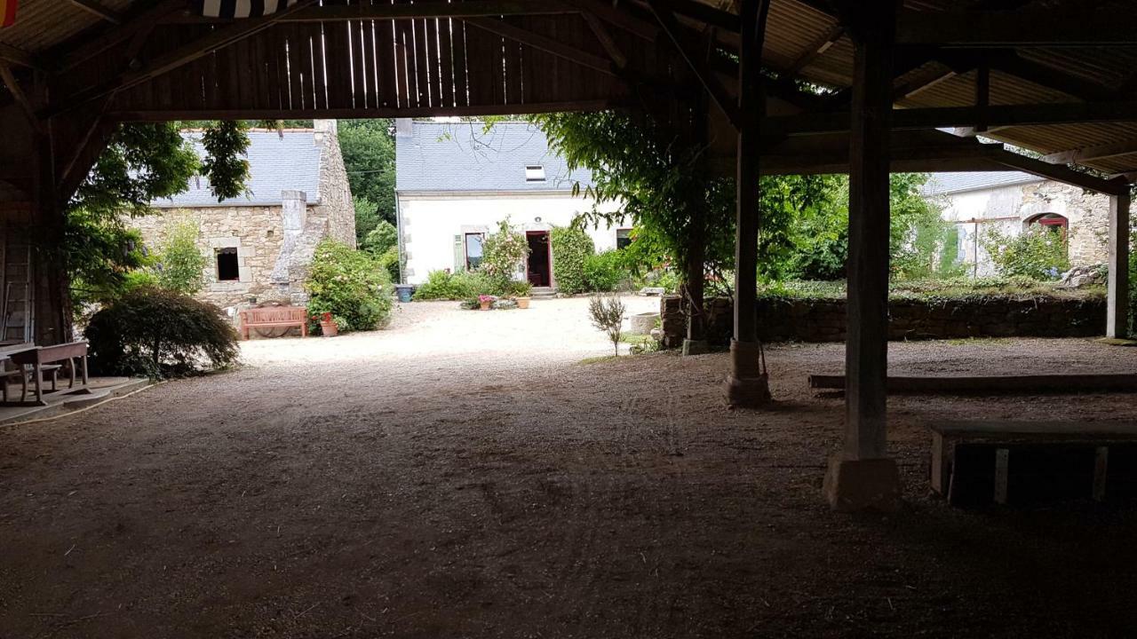 Hotel La Ferme De Kerhors Tréméoc Exterior foto